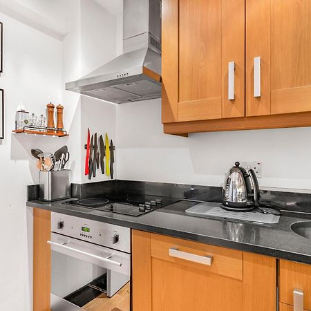Elegant 1 Bedroom Flat Near Harrods Londyn Zewnętrze zdjęcie