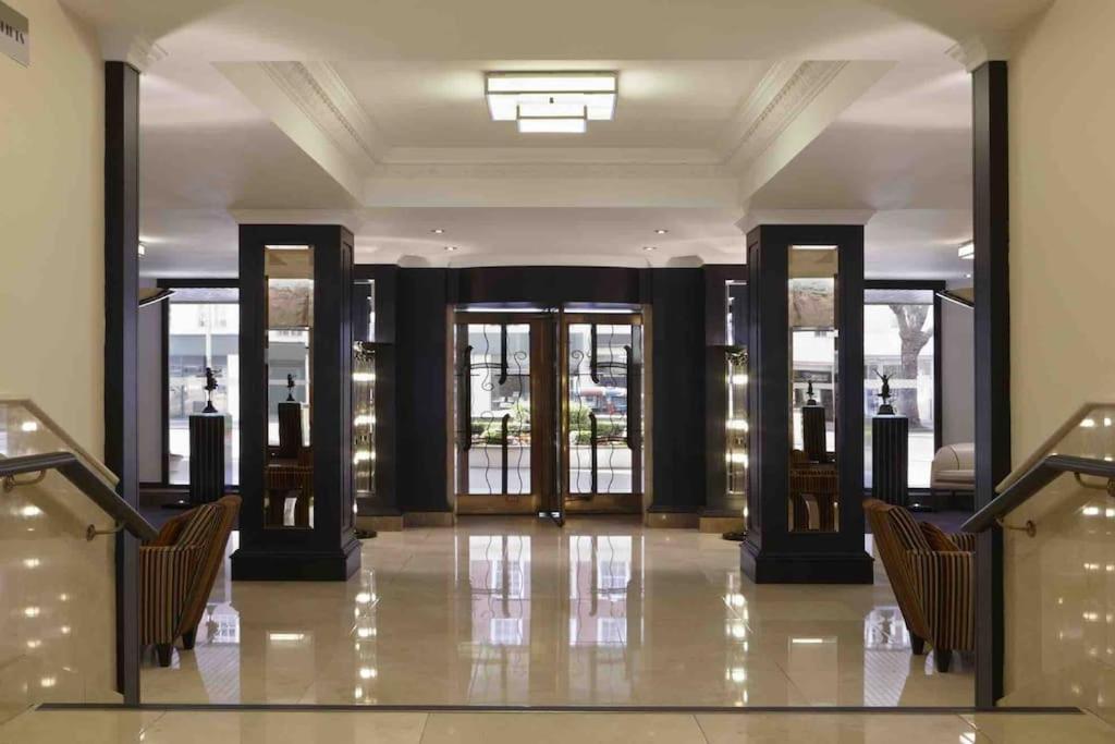 Elegant 1 Bedroom Flat Near Harrods Londyn Zewnętrze zdjęcie