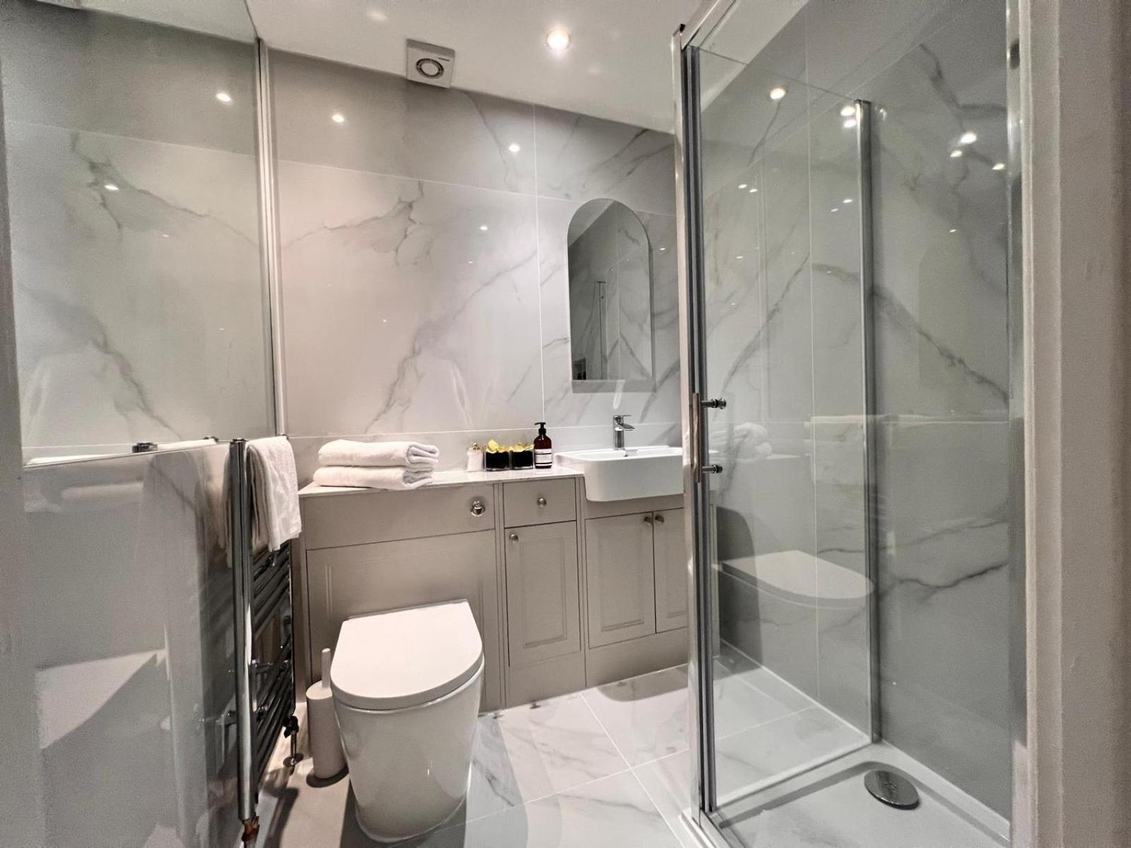 Elegant 1 Bedroom Flat Near Harrods Londyn Zewnętrze zdjęcie